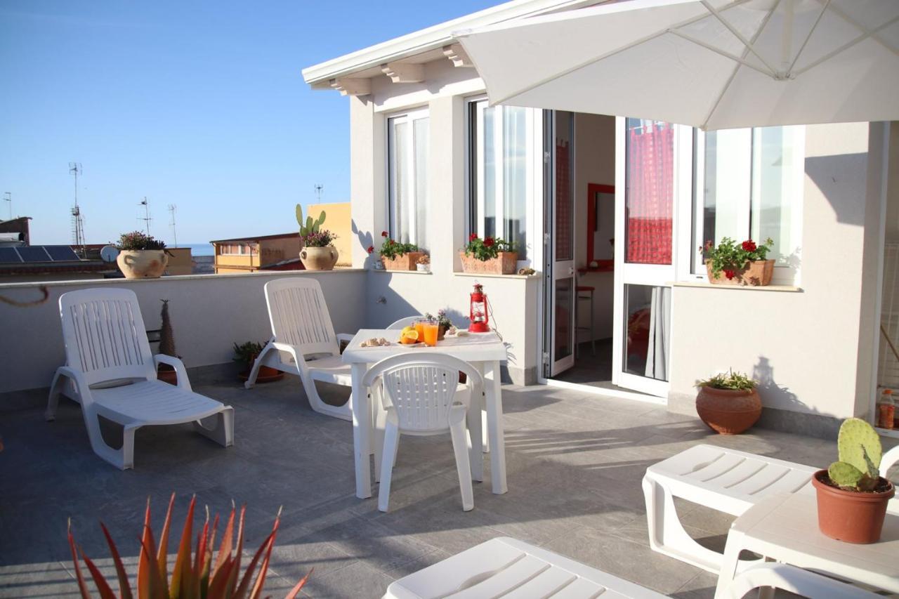 Il Cielo In Una Stanza Hotel Balestrate Exterior foto